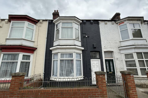 85 Bolckow Road, Grangetown... 3 bed terraced house for sale