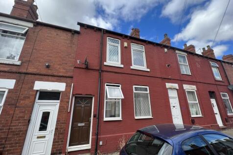41 West Street, Hemsworth, Pontefract... 5 bed terraced house for sale