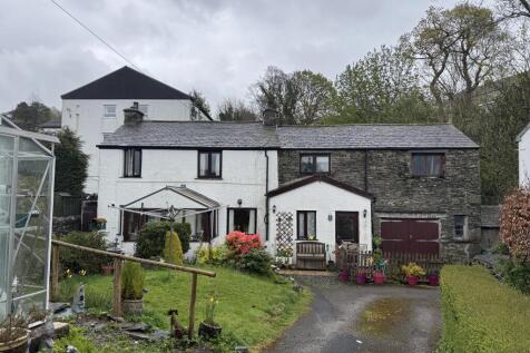 4 bedroom cottage for sale