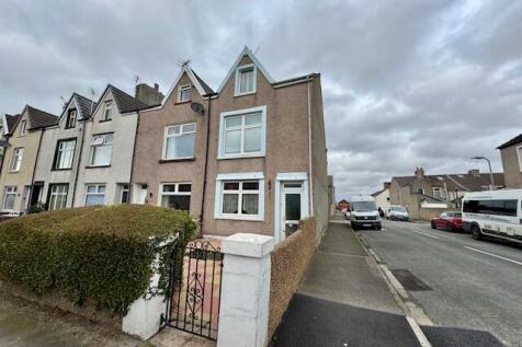 4 bedroom end of terrace house for sale