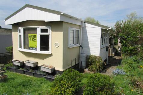Woodlands Estate, Blean, Canterbury 1 bed park home for sale