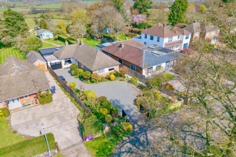 North Road, Clifton Upon Dunsmore... 3 bed detached bungalow for sale