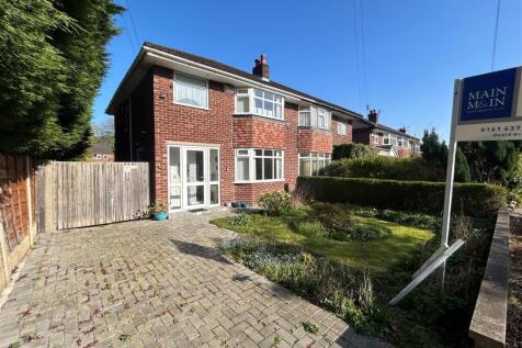 3 bedroom semi-detached house for sale