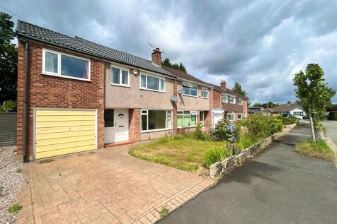 4 bedroom semi-detached house for sale