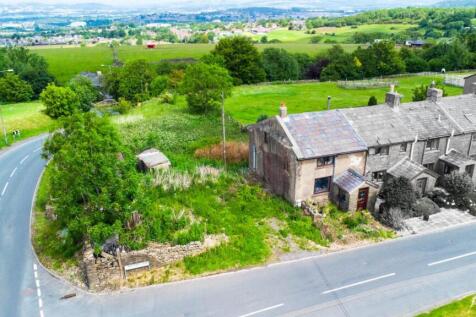 Cross Edge, Oswaldtwistle 2 bed cottage for sale
