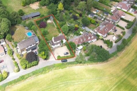 2 bedroom detached house for sale