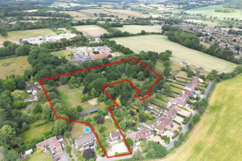 2 bedroom detached house for sale