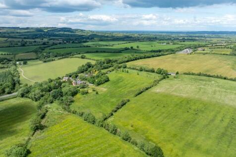 2 bedroom detached house for sale