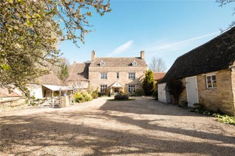 6 bedroom detached house for sale