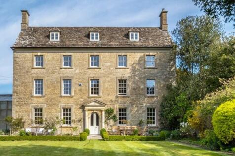 6 bedroom house for sale