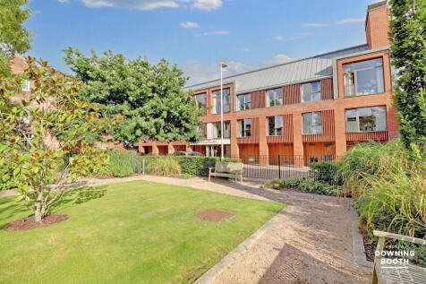 Monks Close, Lichfield WS13 1 bed apartment for sale