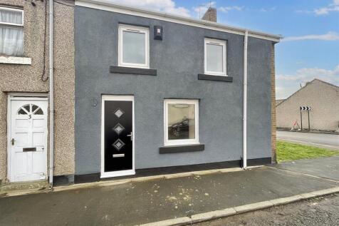Eppleton Row, Houghton Le Spring DH5 3 bed end of terrace house for sale