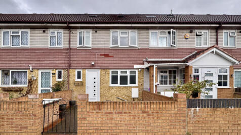 3 bedroom terraced house for sale