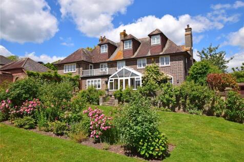 7 bedroom detached house for sale