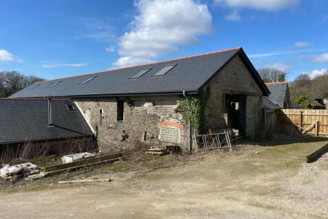 The Quadrangle, East Allington 3 bed barn for sale