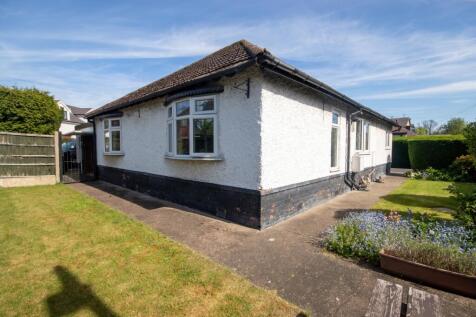 Meadow Lane Chilwell, Beeston... 2 bed detached bungalow for sale