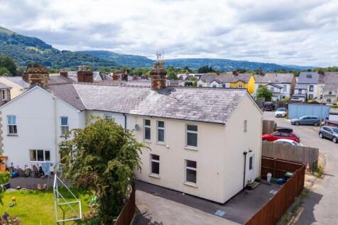 Victoria Street, Abergavenny, NP7 2 bed end of terrace house for sale