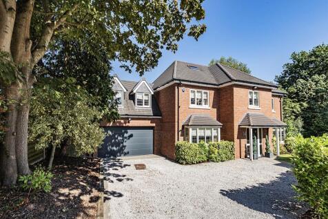 6 bedroom detached house for sale