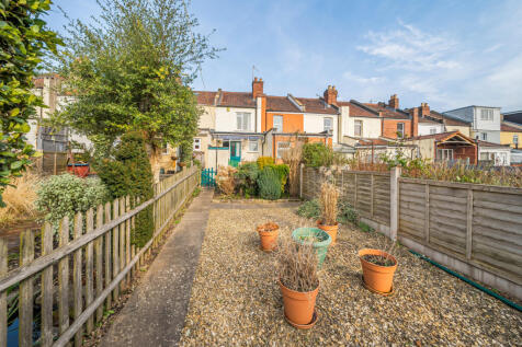 Birdwell Road, Bristol BS41 2 bed terraced house for sale