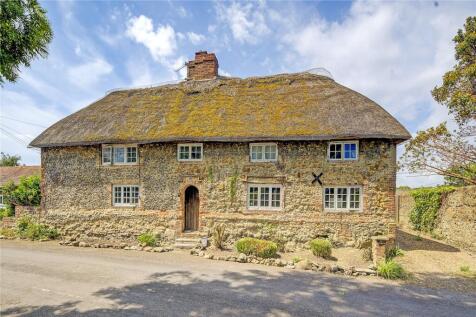 6 bedroom detached house for sale