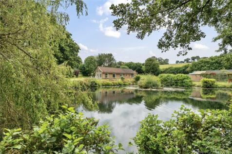 3 bedroom lodge for sale