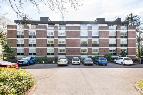 9 Stack House, West Hill, Oxted... 3 bed flat for sale