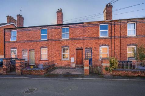 Lower Chase Road, Worcestershire WR14 2 bed terraced house for sale