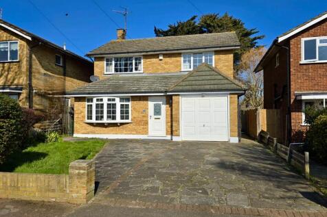 Woodgrange Drive, Thorpe Bay, Essex... 3 bed detached house for sale