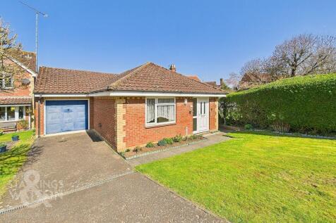 2 bedroom detached bungalow for sale