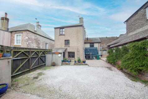 Kingsbridge TQ7 2 bed end of terrace house for sale