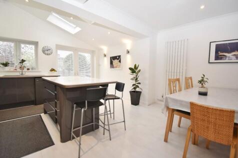 Bird Farm Road, Fulbourn, Cambridge 4 bed semi