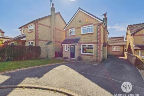 Spa Garth, Clitheroe, BB7 4 bed detached house for sale