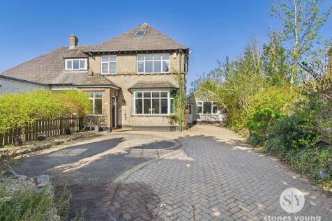 Chatburn Road, Clitheroe, BB7 3 bed semi