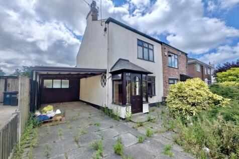 2 bedroom semi-detached house for sale