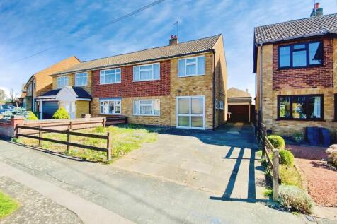 St Johns Avenue, Syston, LE7 3 bed semi
