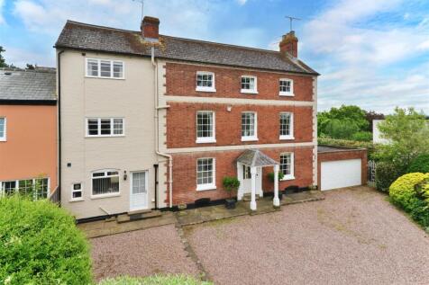 3 Vinery Lane, Off Southbank Road... 4 bed townhouse for sale