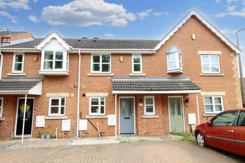 Orchard Croft, Darton, Barnsley S75 5HU 2 bed townhouse for sale