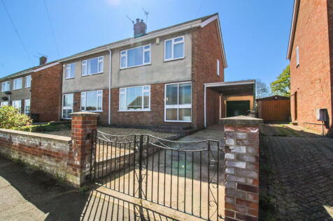 Crockerne Drive, Pill,Bristol BS20 3 bed semi