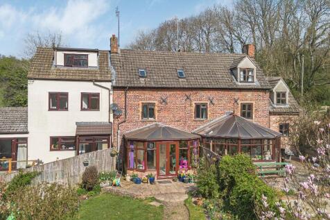 Stancombe, Dursley GL11 3 bed character property for sale