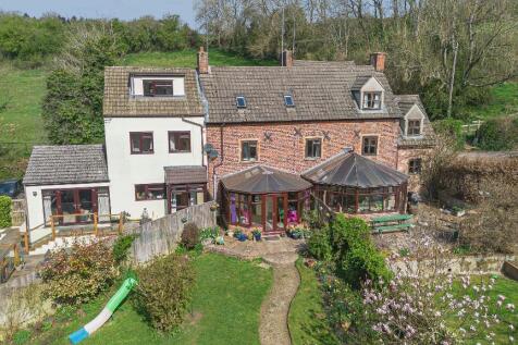 Stancombe, Dursley GL11 3 bed character property for sale