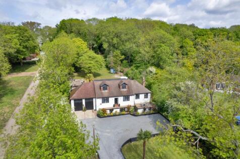 Billet Hill, Ash, Sevenoaks, Kent, TN15 5 bed detached house for sale