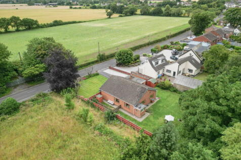 Chapel Lane, Cronton, Widnes, WA8 4NT 3 bed detached bungalow for sale