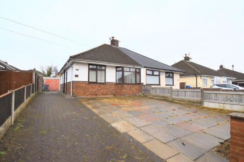 2 bedroom semi-detached bungalow for sale