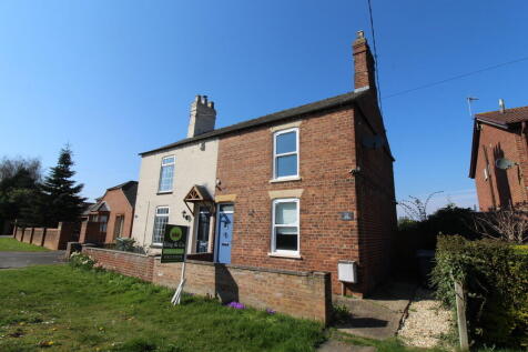 Lincoln Road, Metheringham, Lincoln 2 bed cottage for sale