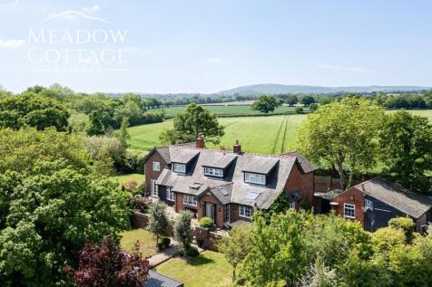 Meadow Lane, Rossett, LL12 5 bed detached house for sale