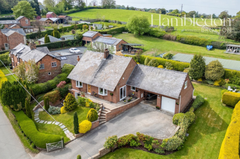 Sherrington Lane, Broxton, CH3 5 bed detached villa for sale