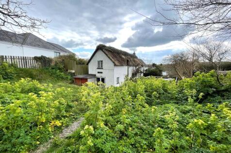 3 bedroom cottage for sale