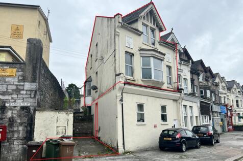 162 Saltash Road, Keyham, Plymouth... 3 bed maisonette for sale