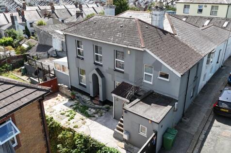 10 Auckland Road, Ford, Plymouth... 5 bed semi