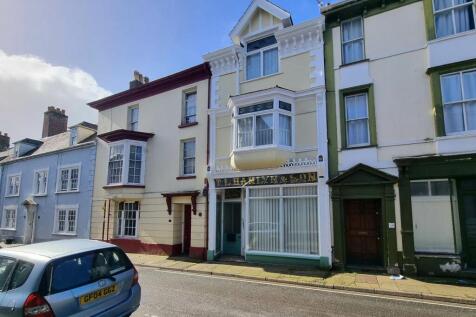 6 bedroom house of multiple occupation for sale